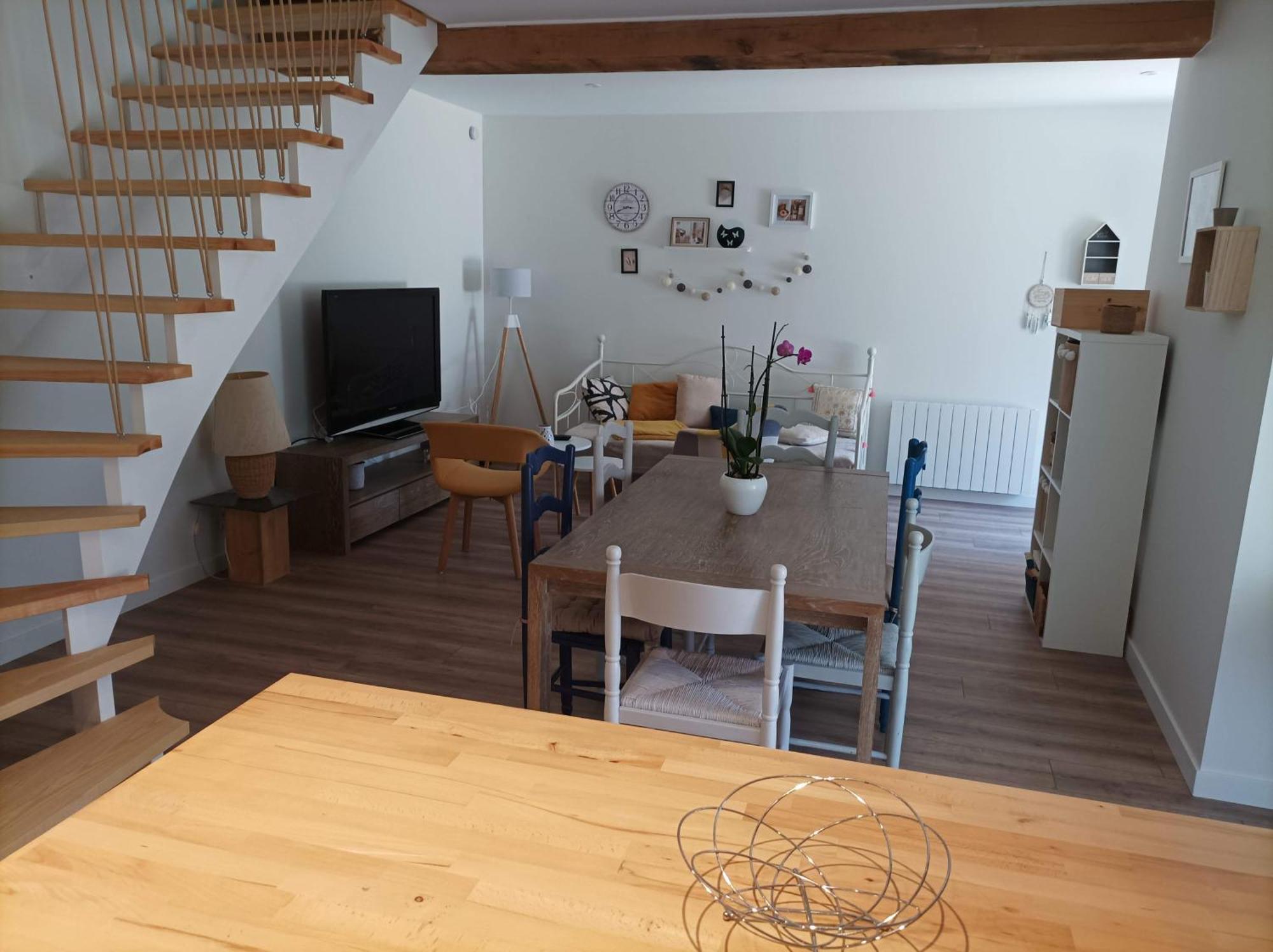 Gite De Charme - 3 Chambres, 5 Lits - De 4 A 7 Personnes Avanton Exterior foto